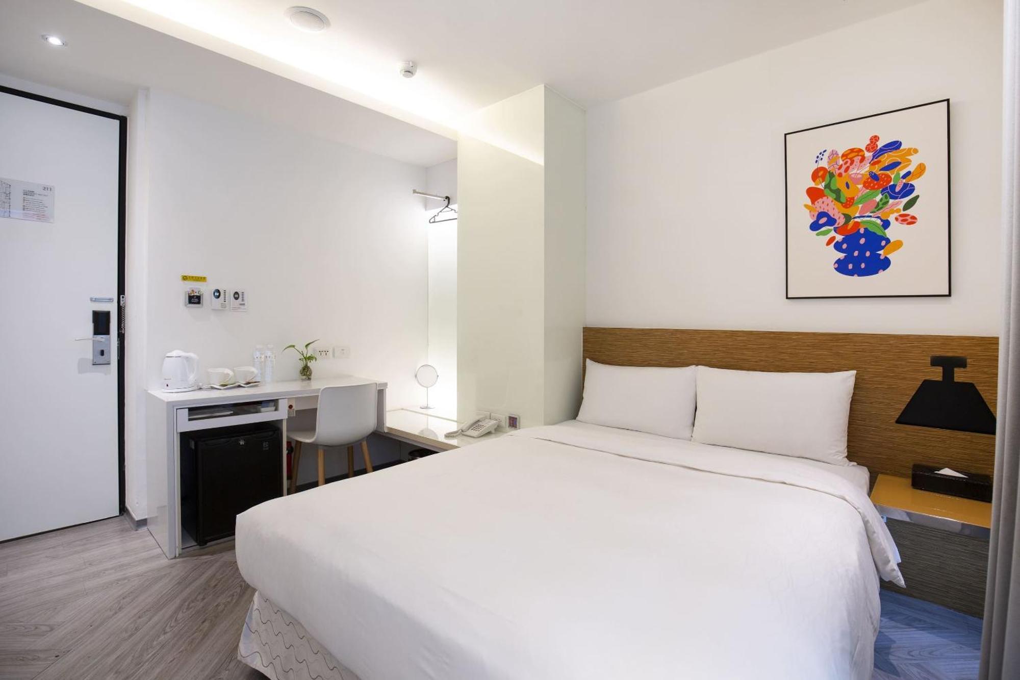 Cityinn Hotel Plus - Ximending Branch Тайпей Екстериор снимка